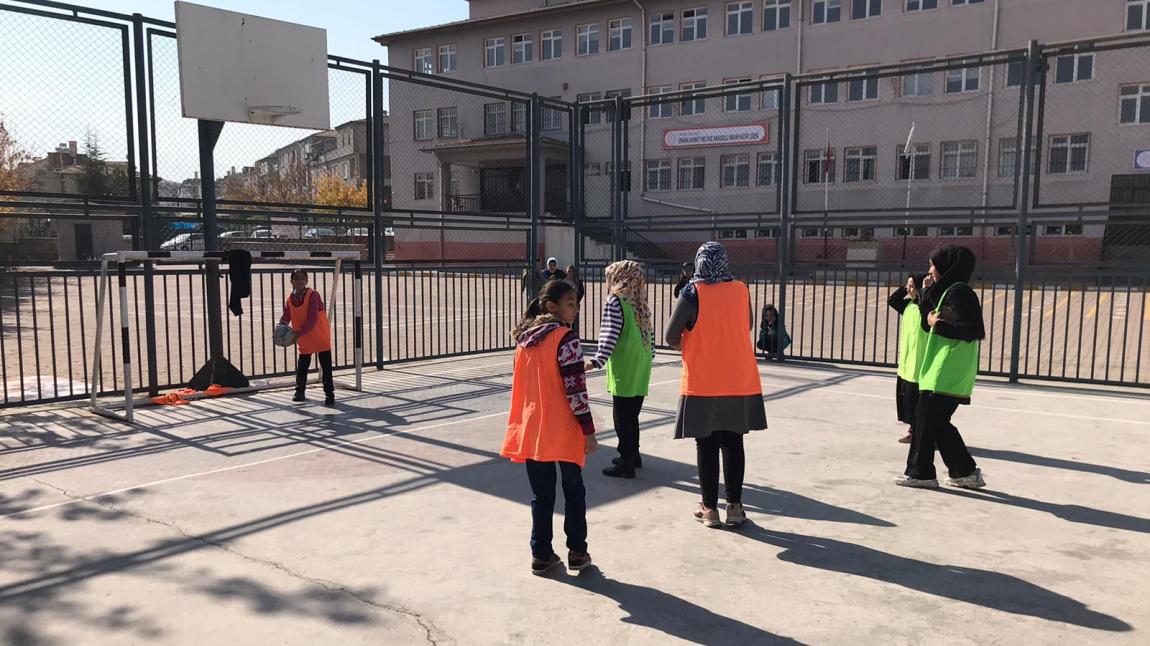 Ortaokul Futbol Turnuvası Yapıldı